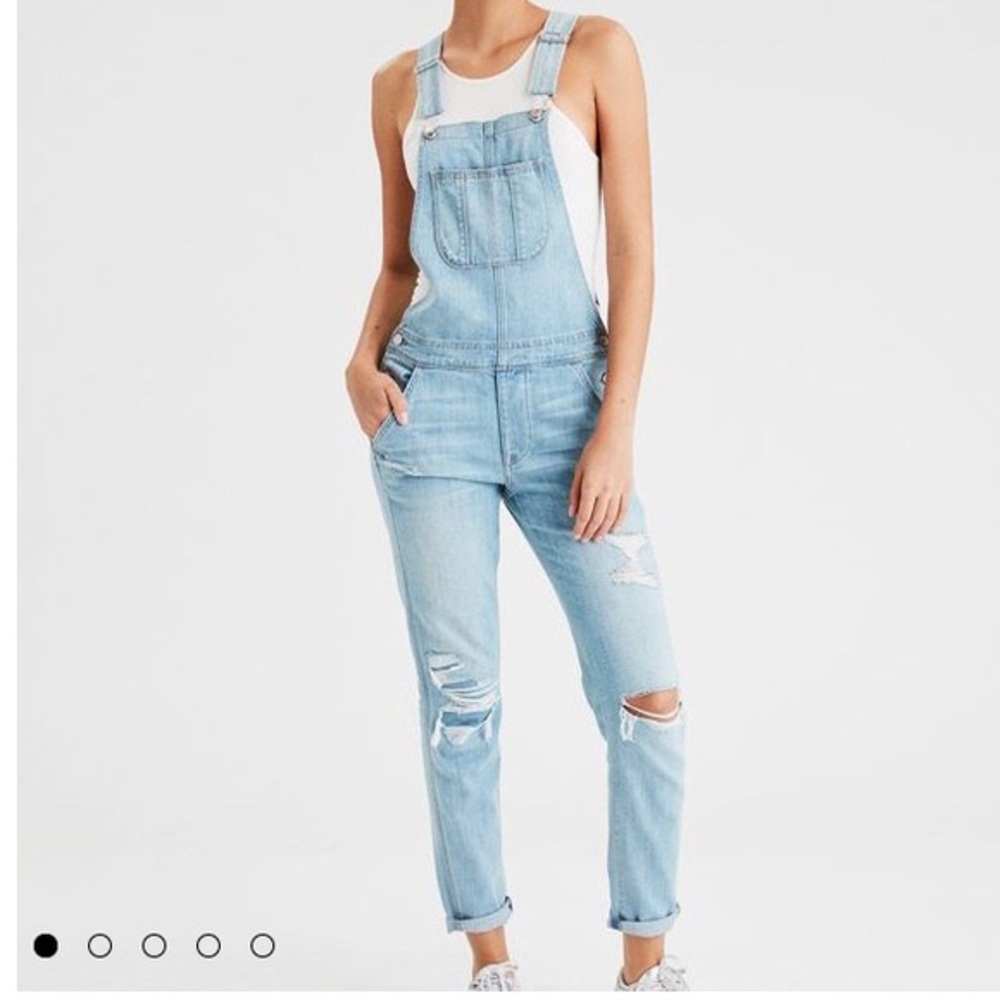 American Eagle distressed overalls